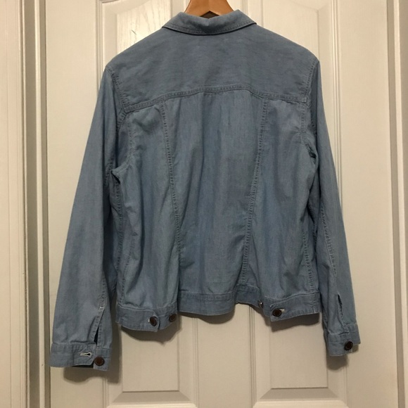 Sigrid Olsen light washed chambray. That is lightweight cotton jacket.Size Large - Picture 4 of 12